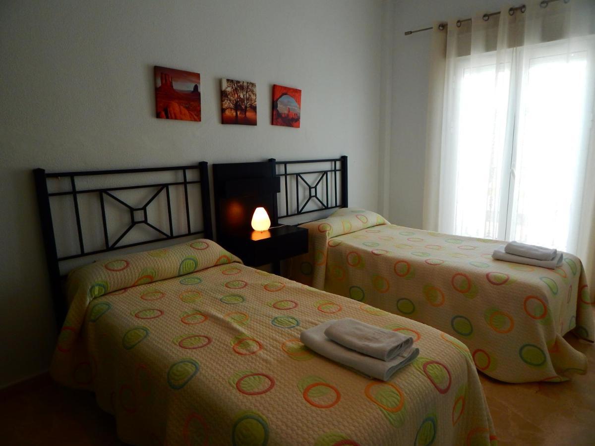 Apartamento Garcia Lorca,Solo Familia Y Parejas Conil De La Frontera Ngoại thất bức ảnh
