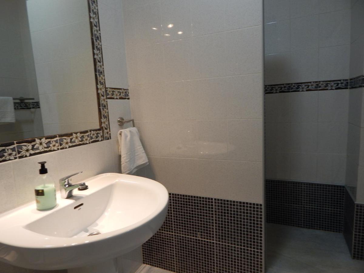 Apartamento Garcia Lorca,Solo Familia Y Parejas Conil De La Frontera Ngoại thất bức ảnh